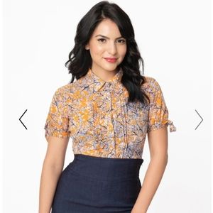 Unique Vintage button up blouse